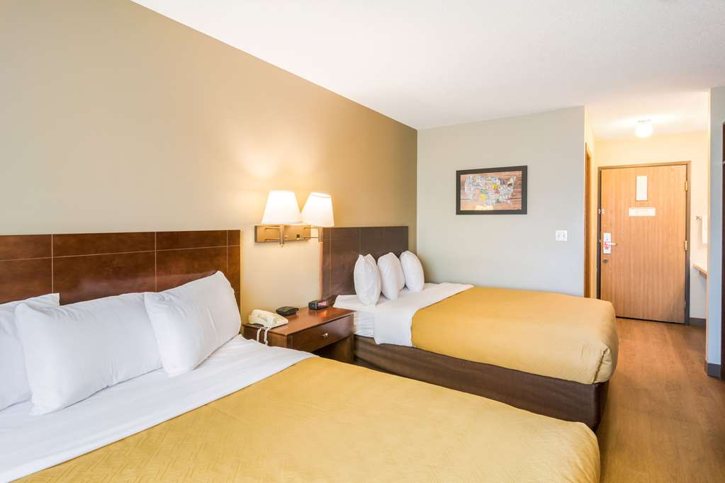 econo lodge duluth near miller hill mall