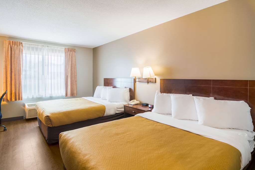 econo lodge duluth near miller hill mall