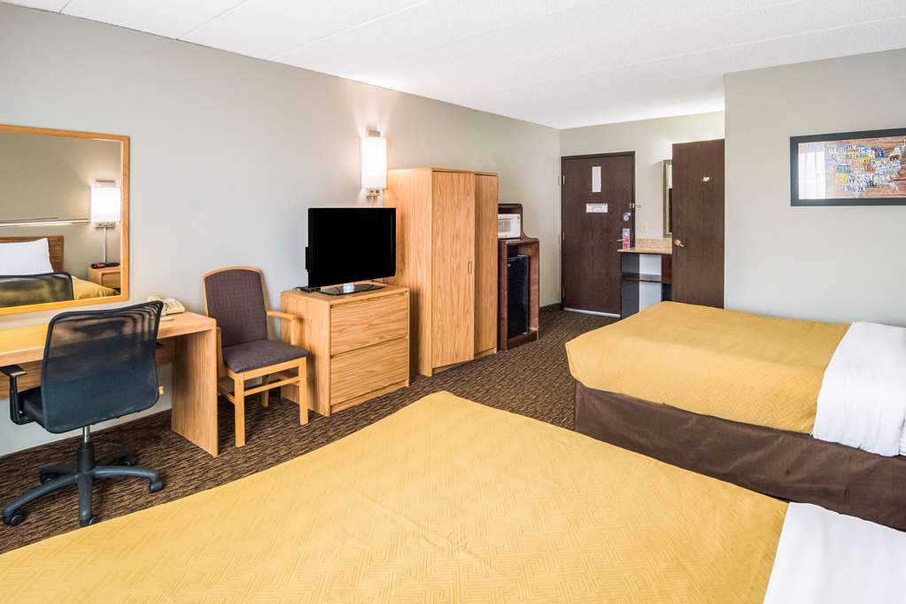 econo lodge duluth near miller hill mall
