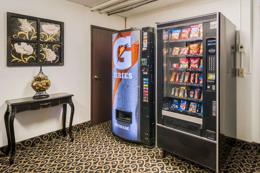 econo lodge duluth near miller hill mall