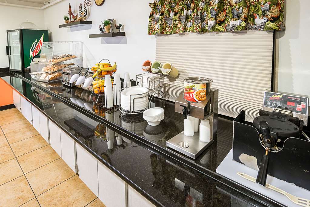 econo lodge duluth near miller hill mall