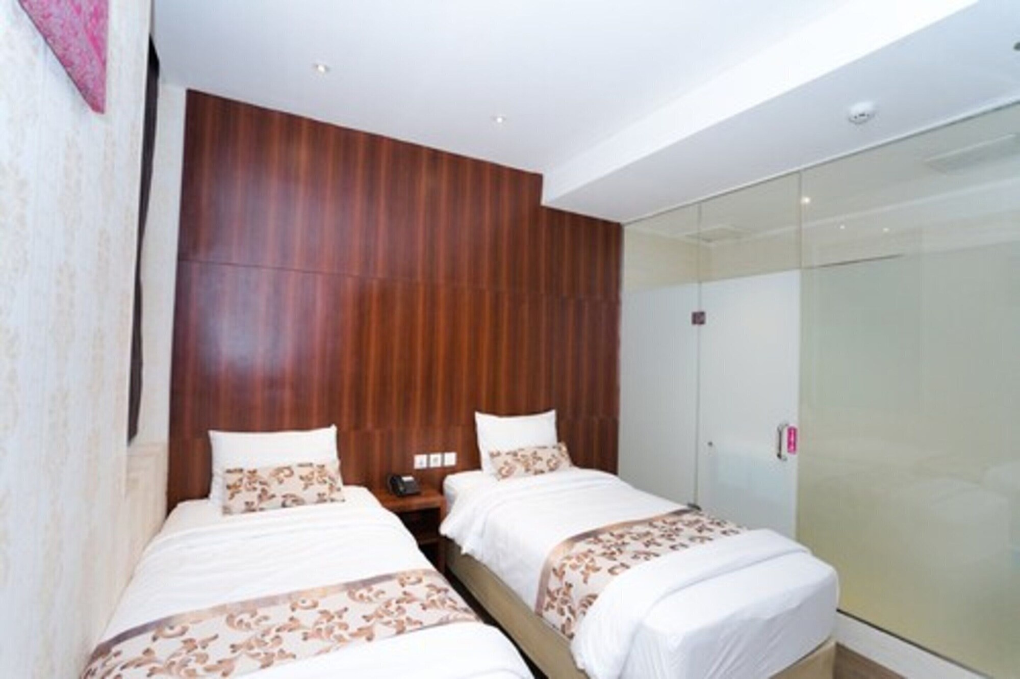 the batik hotel