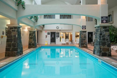 rundlestone lodge