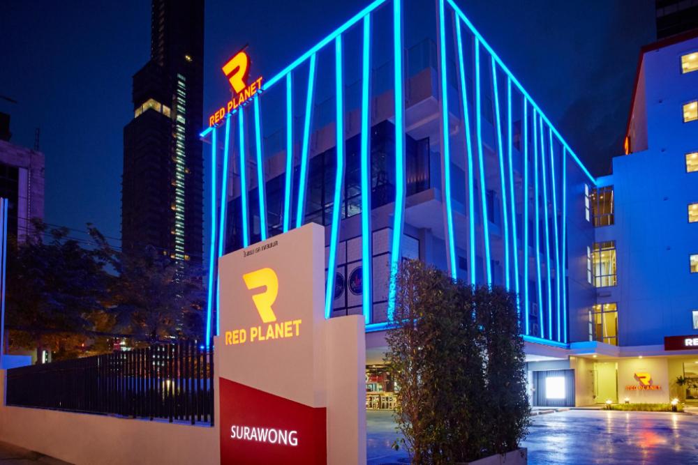 red planet bangkok surawong