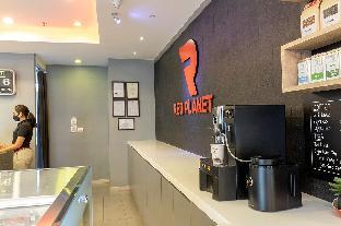 red planet bangkok surawong