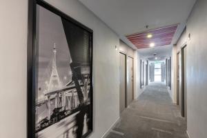 red planet bangkok surawong