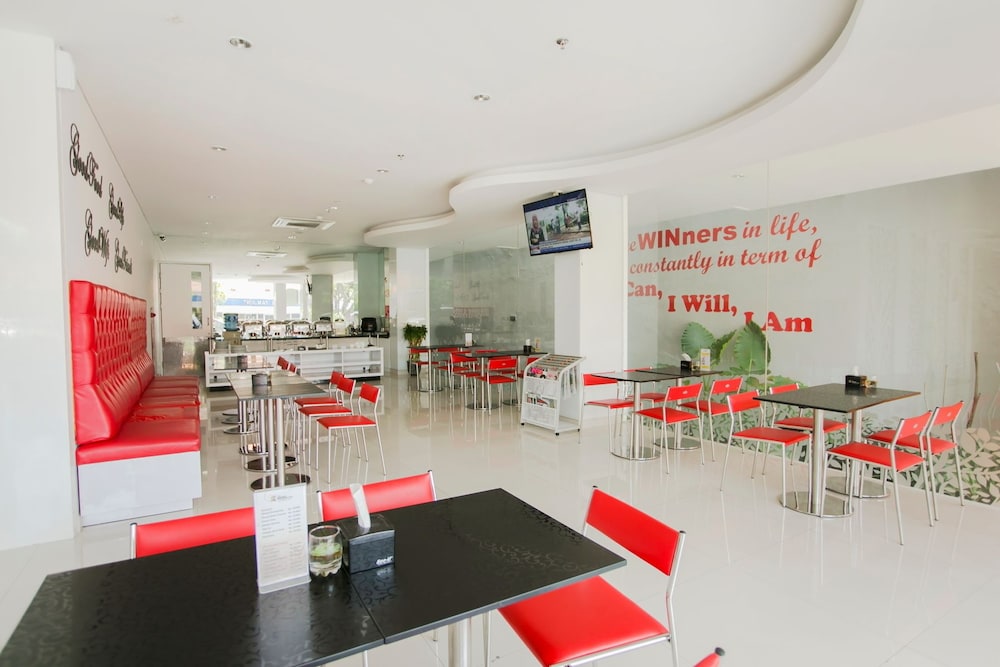 the win hotel
