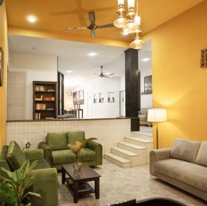 firebrick garnet house