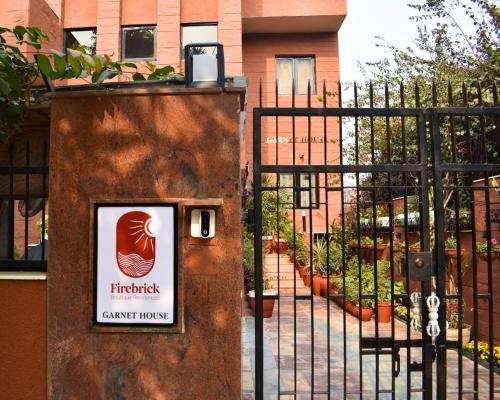 Firebrick Garnet House,In Gurugram (Dlf City),3 star