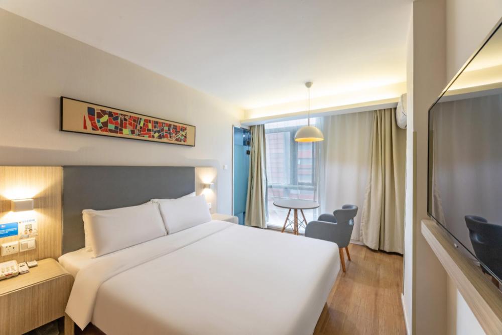 hanting hotel suzhou film city mudu metro station