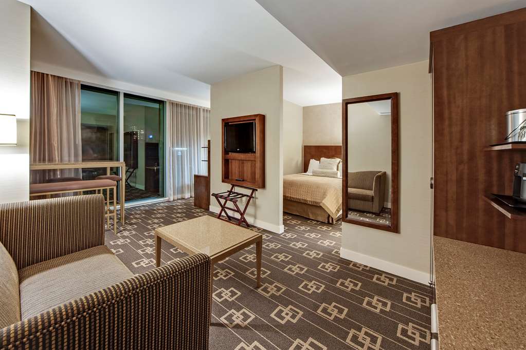 wyndham garden chinatown