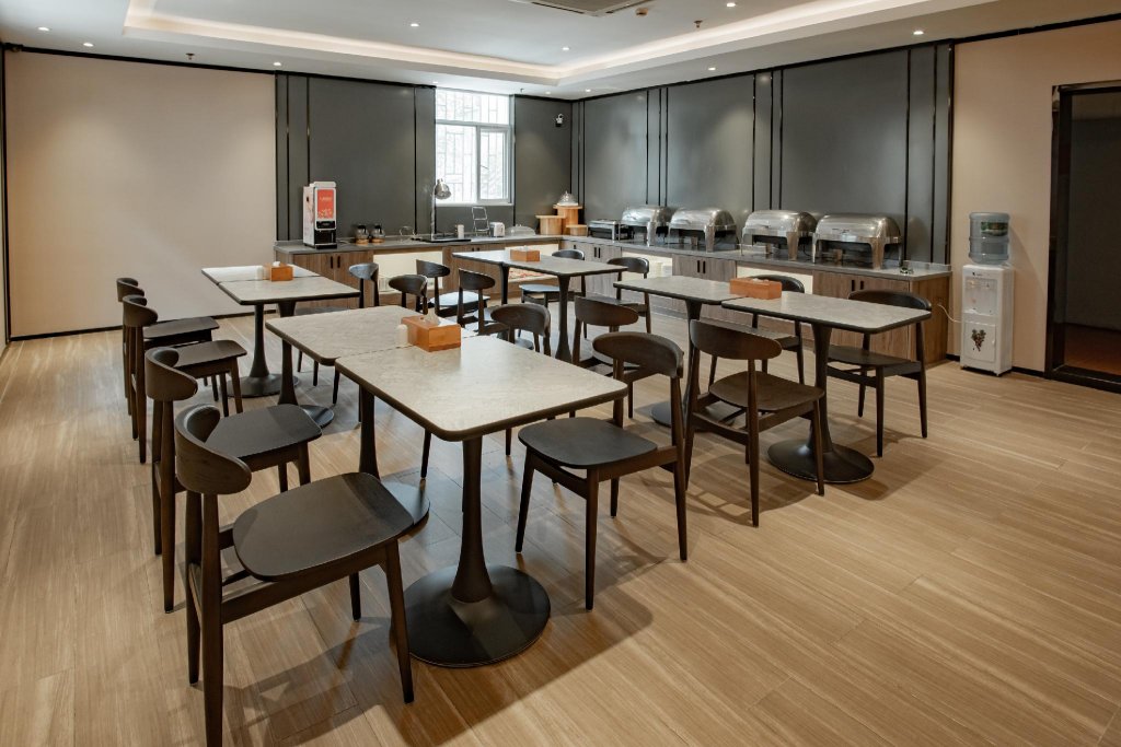 Hanting Hotel Chenzhou Pedestrian Street,Beihu>>Chenzhou,2 star
