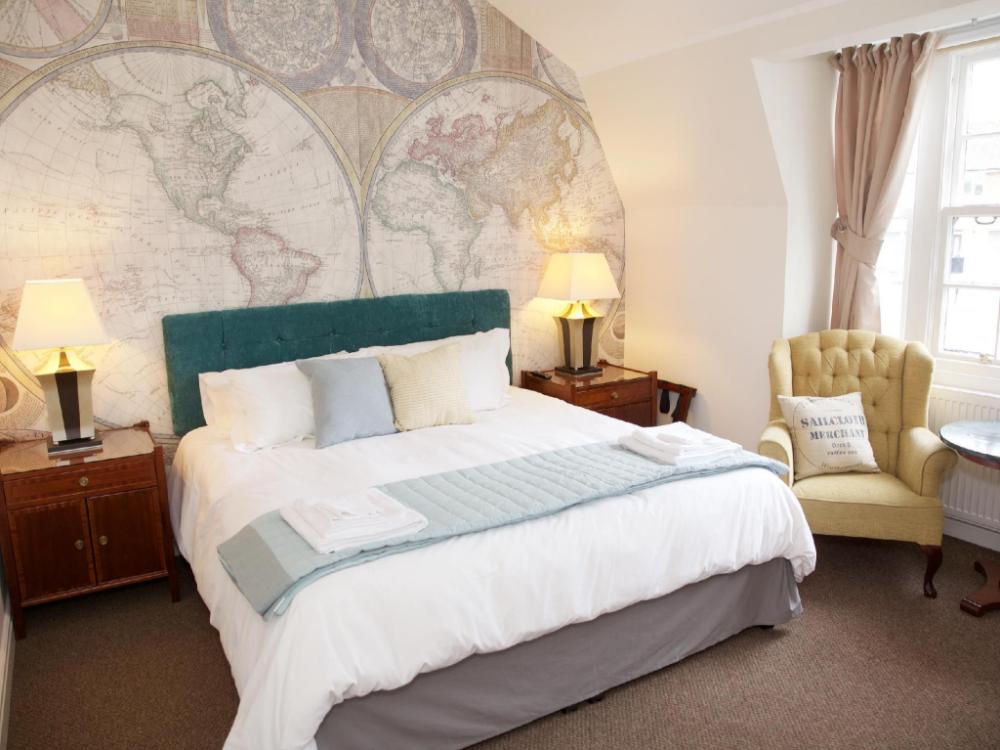 the captain cook hotel