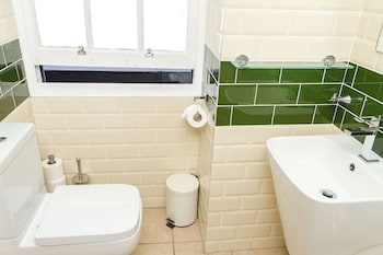 the captain cook hotel