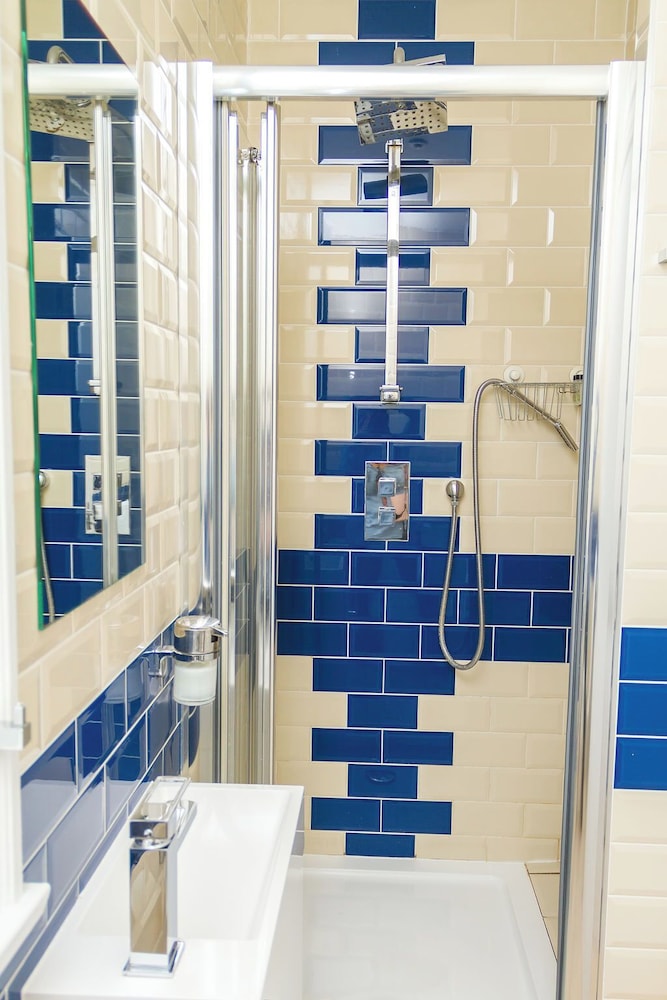 the captain cook hotel