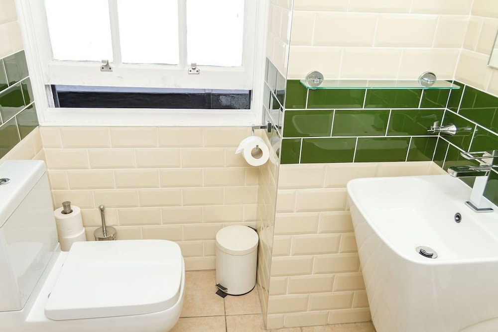 the captain cook hotel