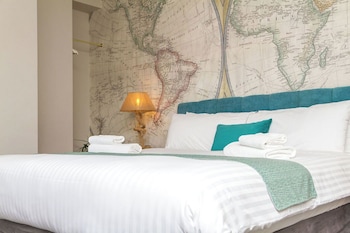 the captain cook hotel