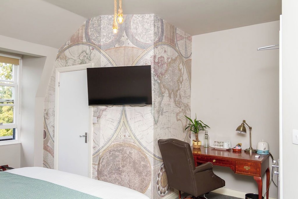 the captain cook hotel