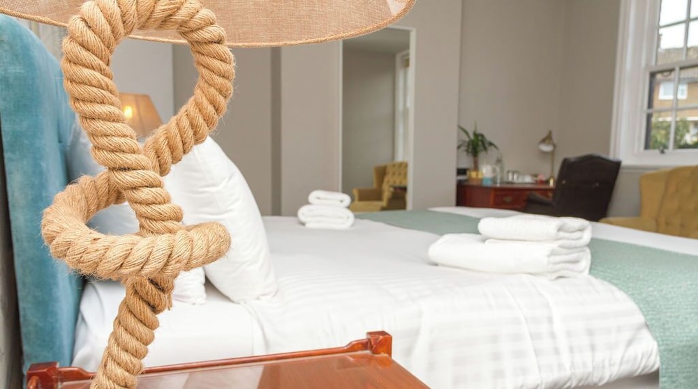 the captain cook hotel