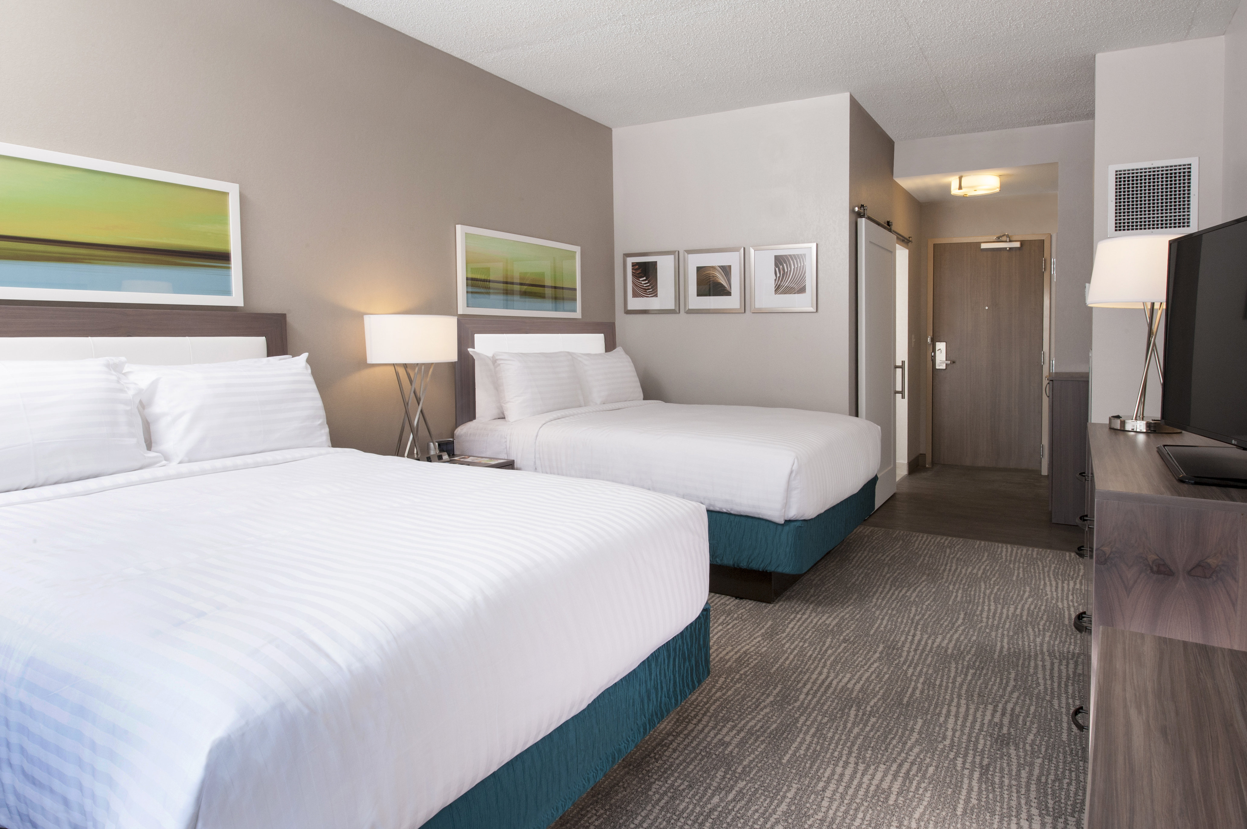 holiday inn cleveland clinic by ihg