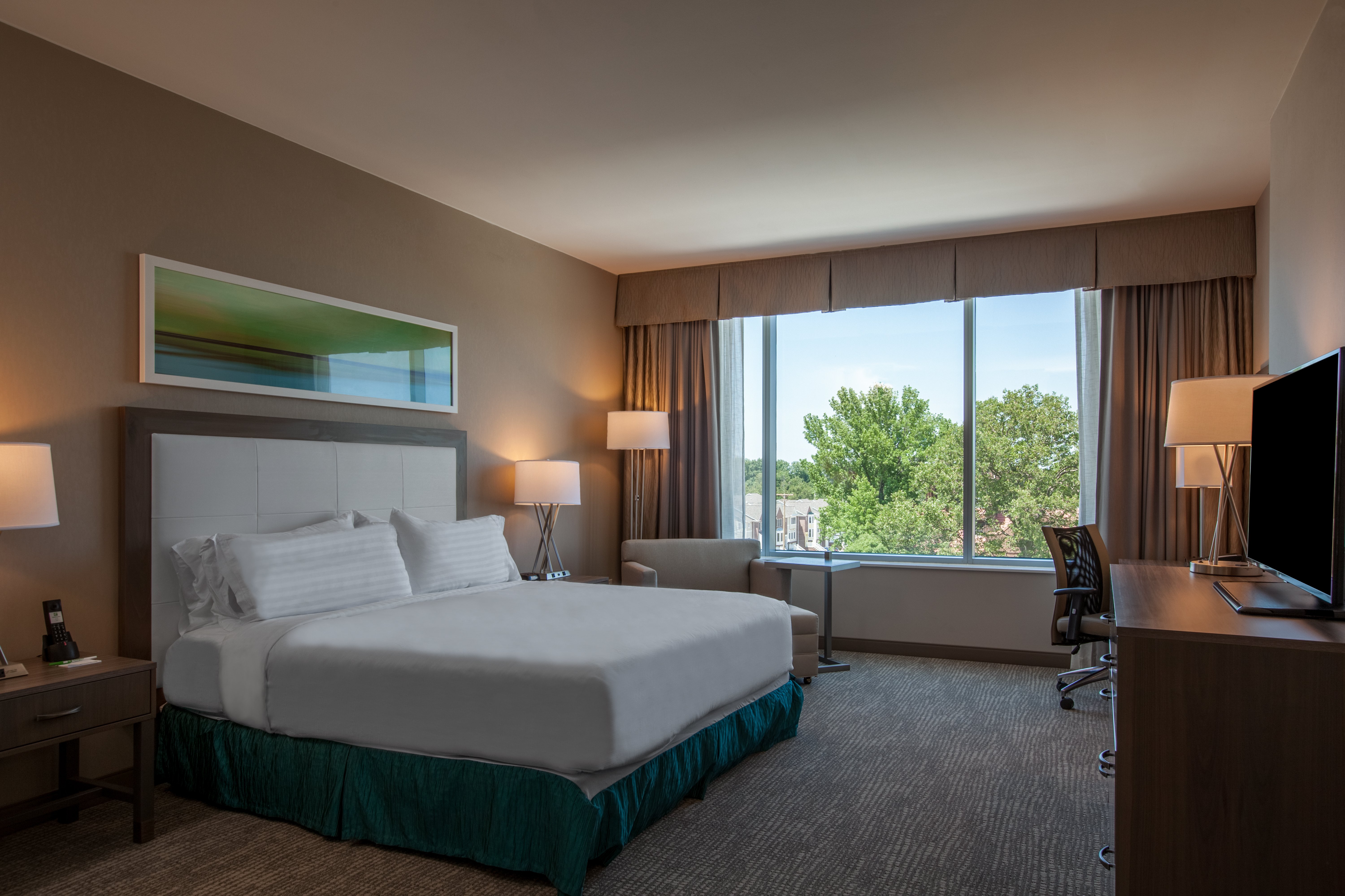 holiday inn cleveland clinic by ihg
