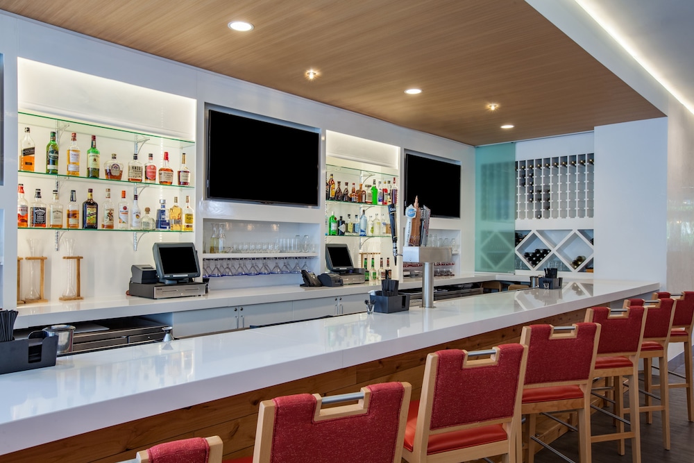 holiday inn cleveland clinic by ihg