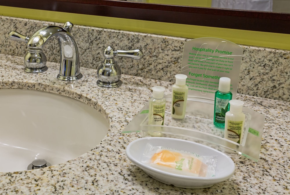 holiday inn cleveland clinic by ihg