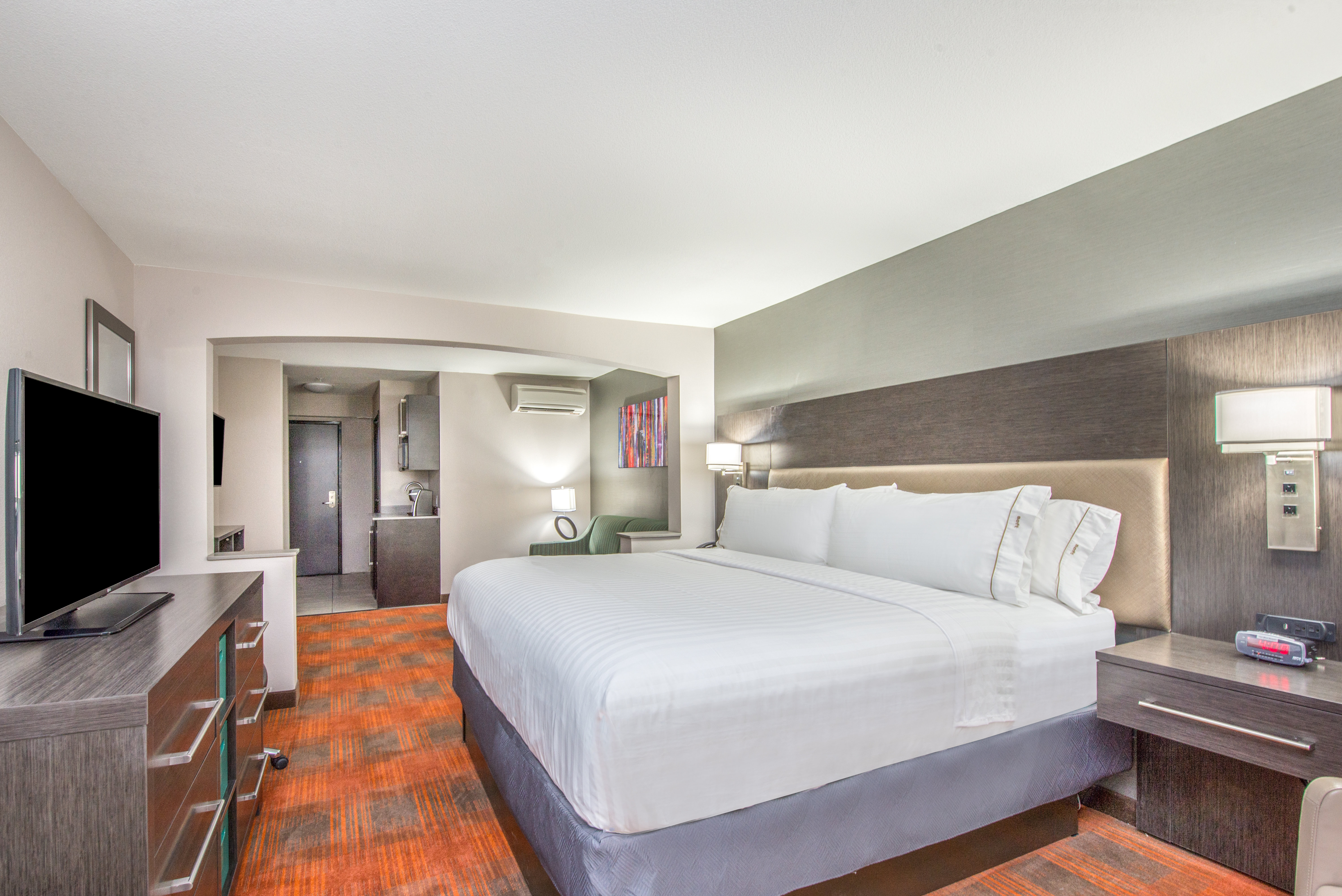holiday inn express and suites shawnee kansas city west by ihg