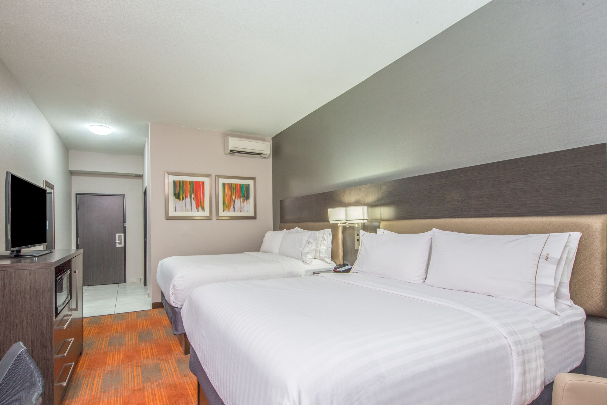 holiday inn express and suites shawnee kansas city west by ihg