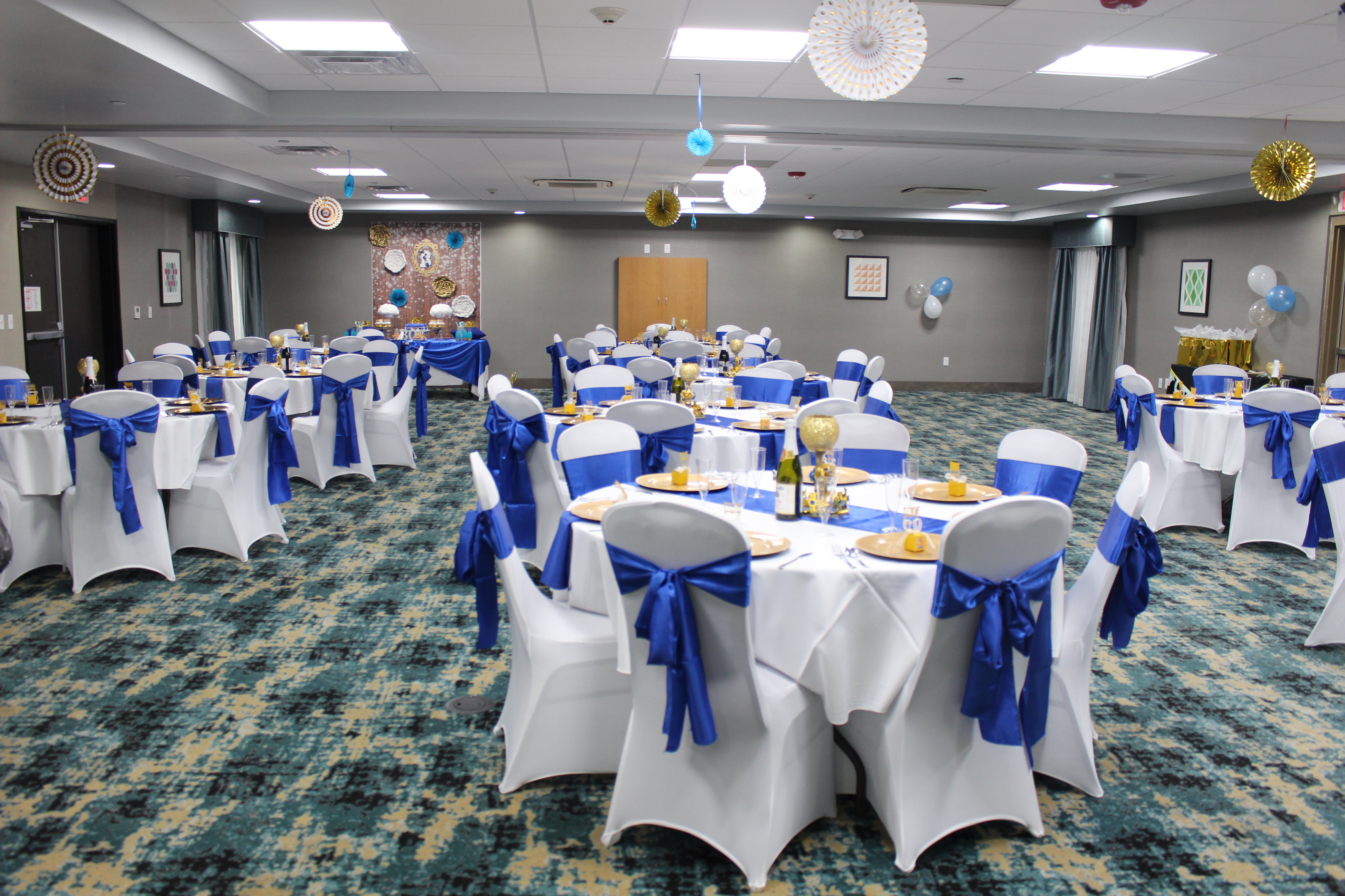 holiday inn express and suites shawnee kansas city west by ihg