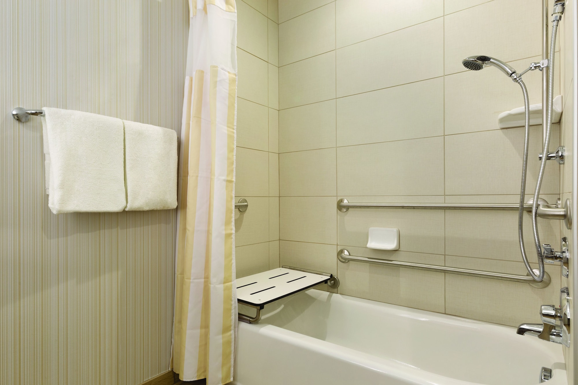 hilton garden inn pittsburgh airport south robinson mall