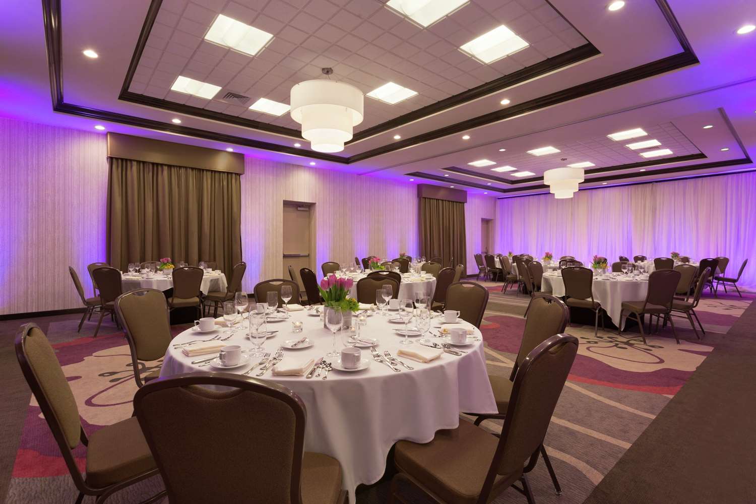 hilton garden inn pittsburgh airport south robinson mall