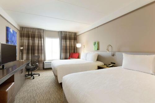 hilton garden inn pittsburgh airport south robinson mall