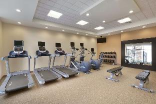 hilton garden inn pittsburgh airport south robinson mall
