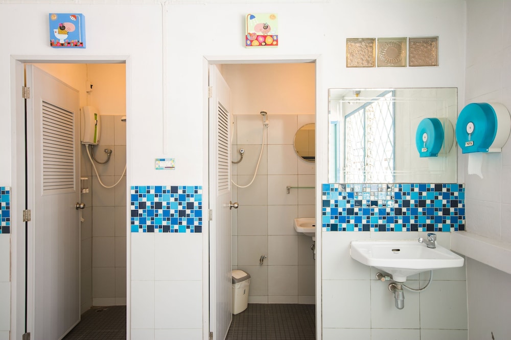 sleep sheep phuket hostel