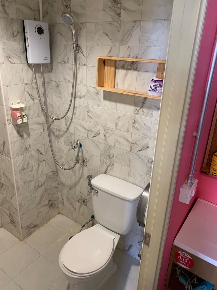 sleep sheep phuket hostel