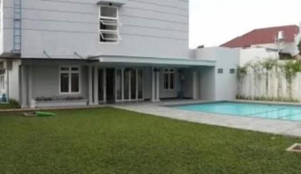 sisingamangaraja guest house semarang