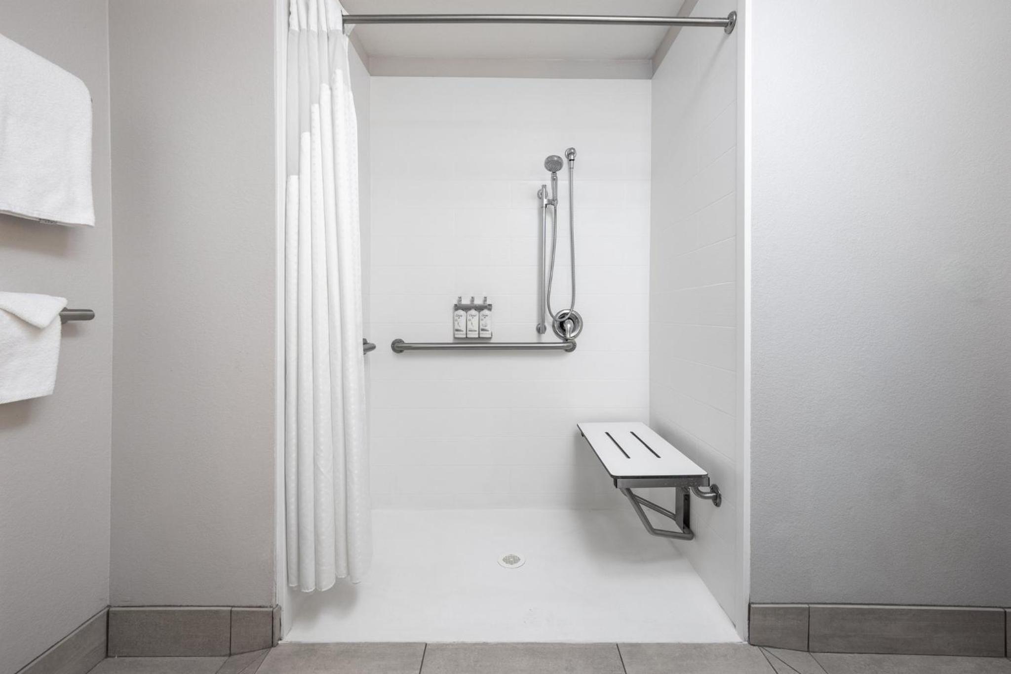 holiday inn express and suites phoenix west buckeye