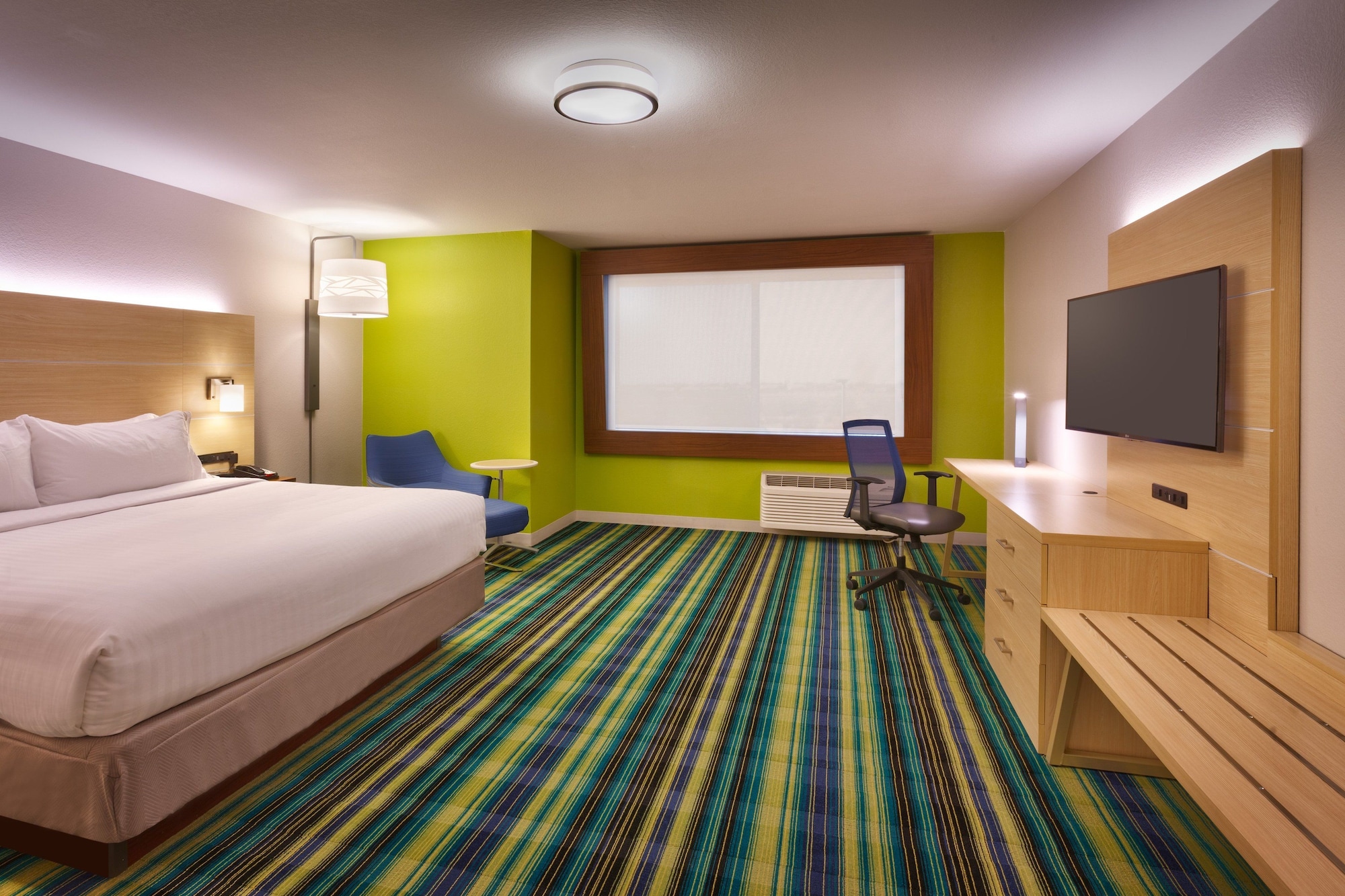 holiday inn express and suites phoenix west buckeye