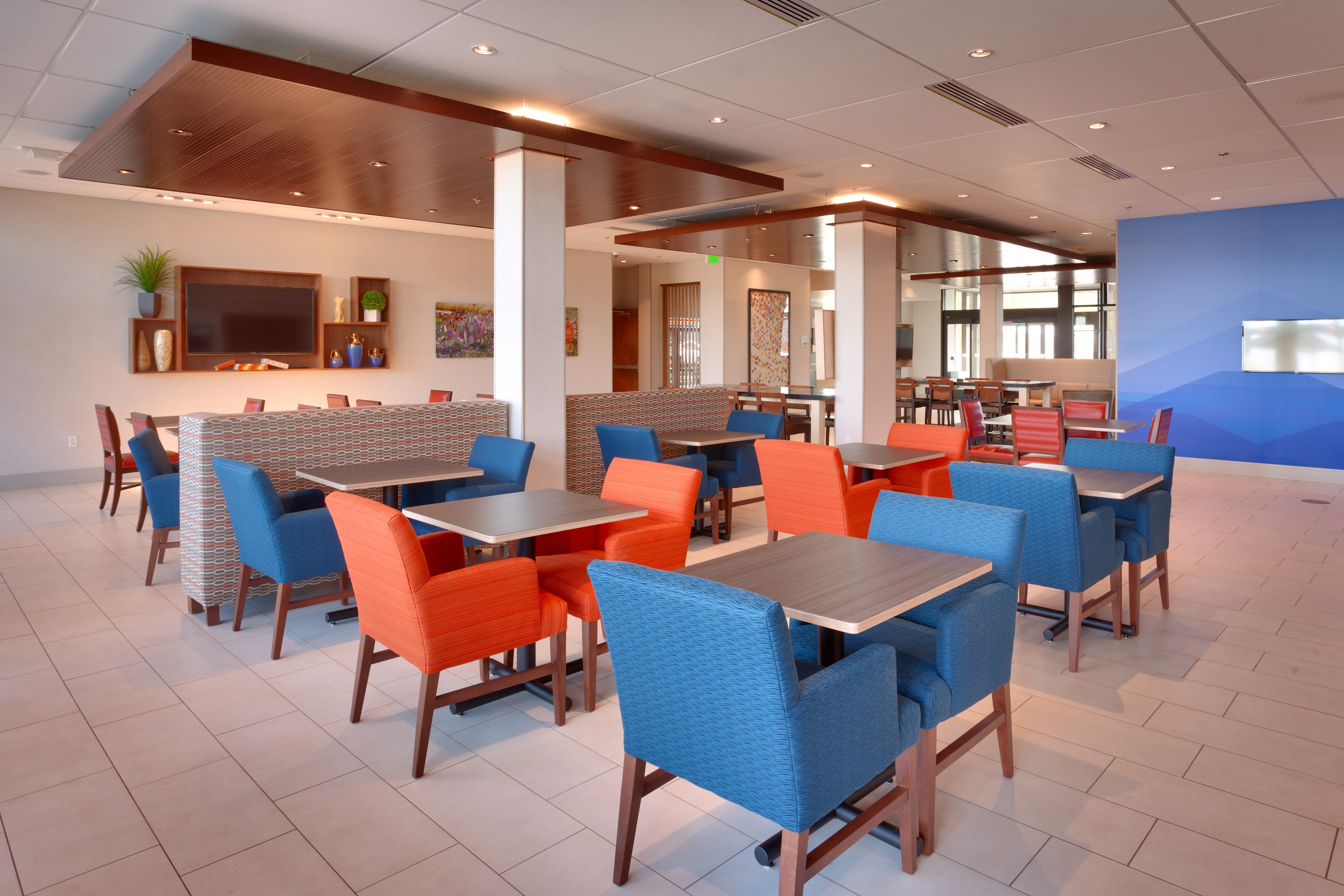 holiday inn express and suites phoenix west buckeye