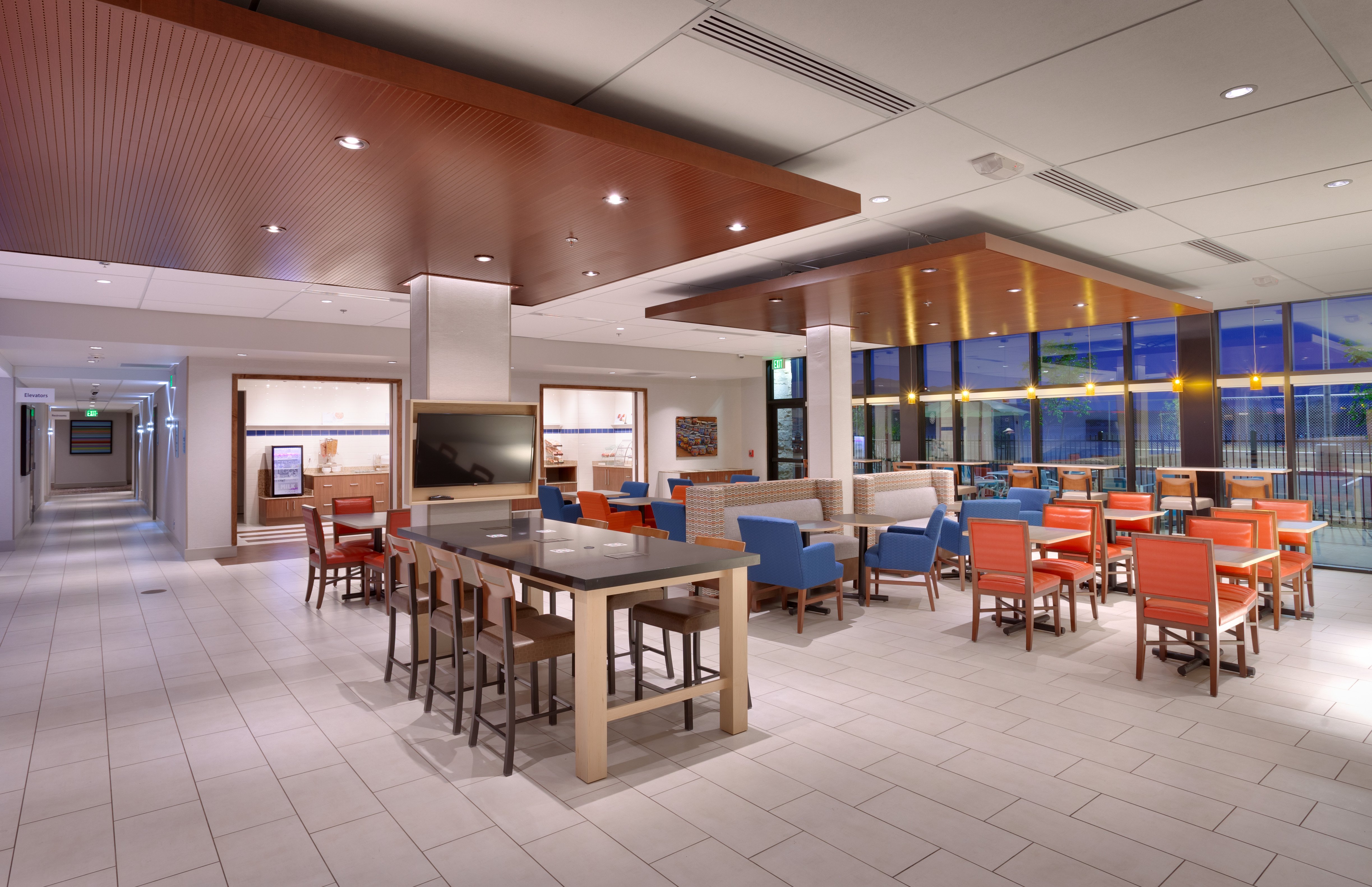 holiday inn express and suites phoenix west buckeye
