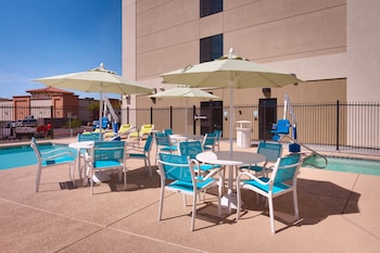 Holiday Inn Express & Suites Phoenix West - Buckeye,Goodyear>>Buckeye,3 star