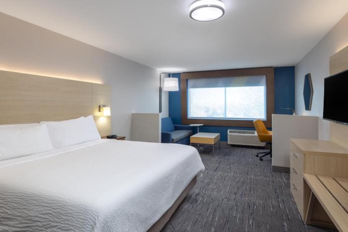 holiday inn express and suites phoenix west buckeye