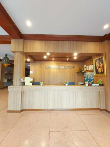 suriwong chumphon hotel