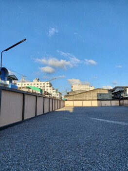 suriwong chumphon hotel