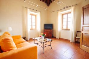 tenuta di montecucco collemassari hospitality