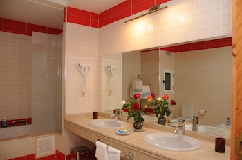riad dar nador