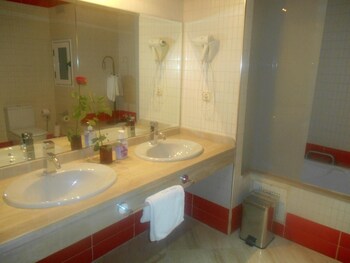 riad dar nador