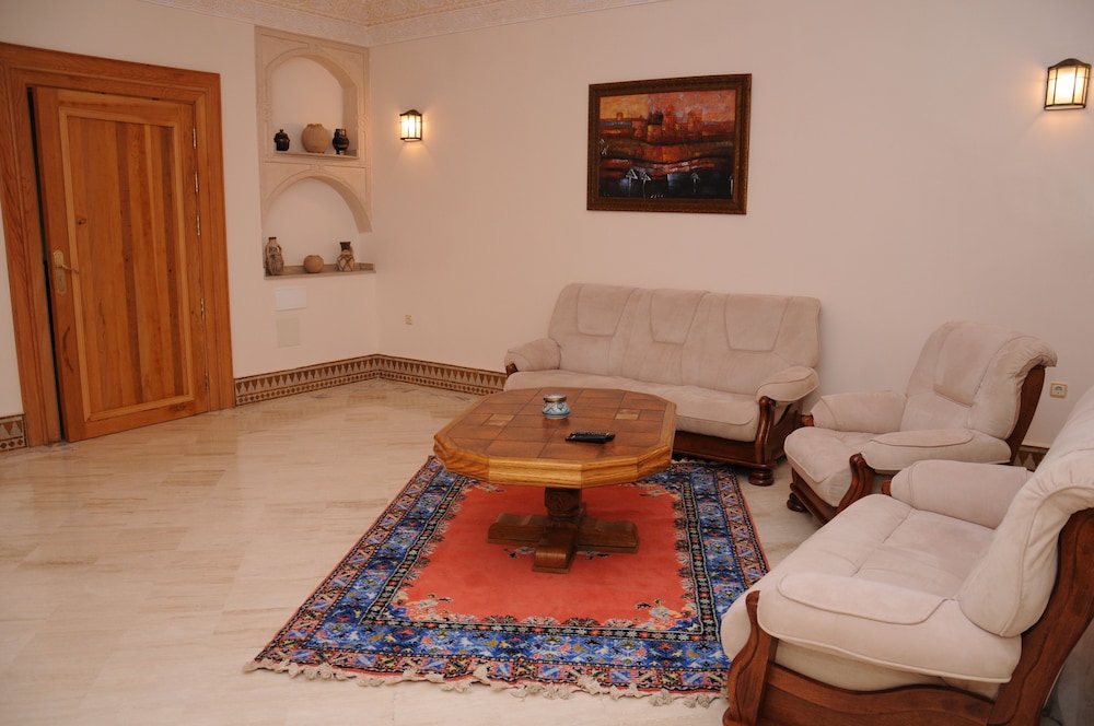 riad dar nador