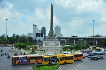 Ma Non Nont Hotel & Apartment,Nonthaburi>>Bangkok,3 star